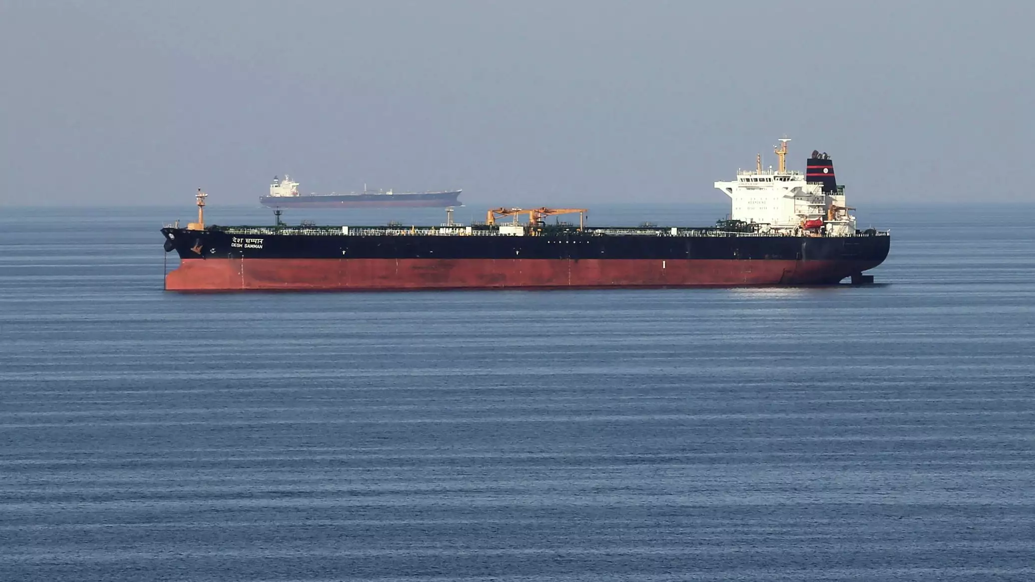 Иран разрешил российским и китайским судам проходить через Ормузский пролив