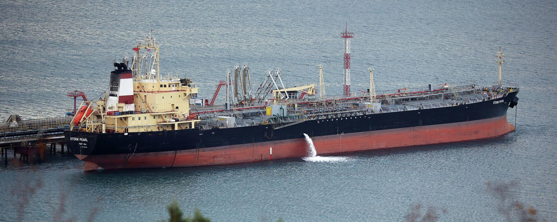 Нефтяной терминал в порту Новороссийска - Sputnik Казахстан, 1920, 06.03.2026