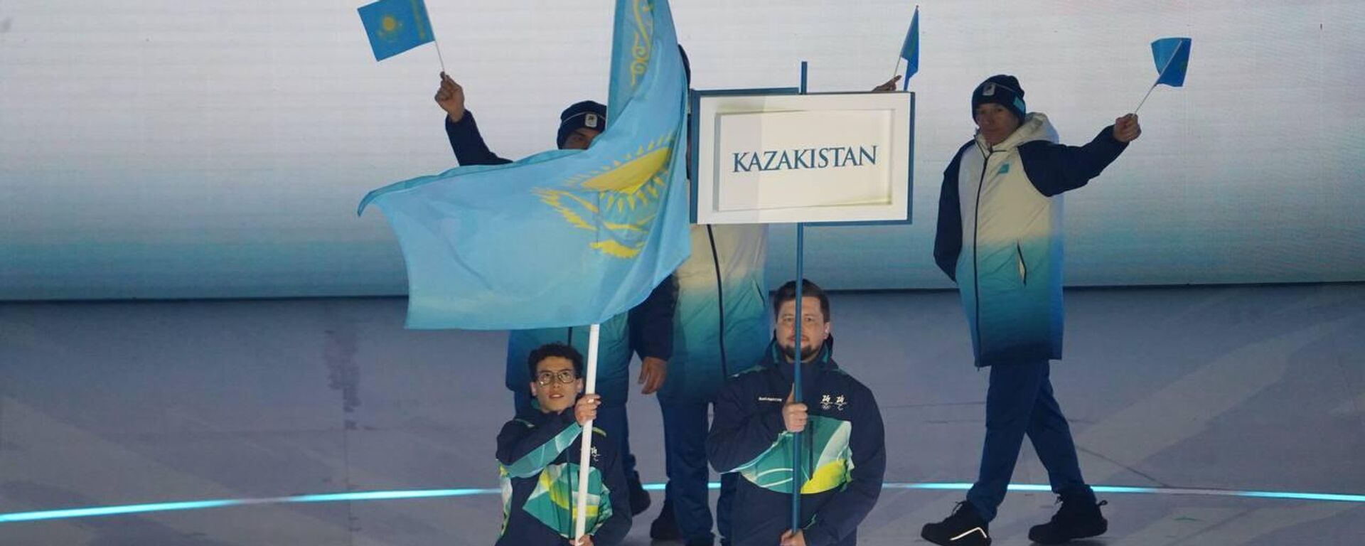 Сборная Казахстана на церемонии открытия XIV зимних Паралимпийских игр - Sputnik Казахстан, 1920, 07.03.2026