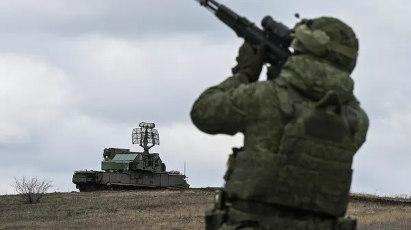 Боевое дежурство ЗРК Тор-М1 группировки войск Центр на Красноармейском направлении СВО - Sputnik Казахстан