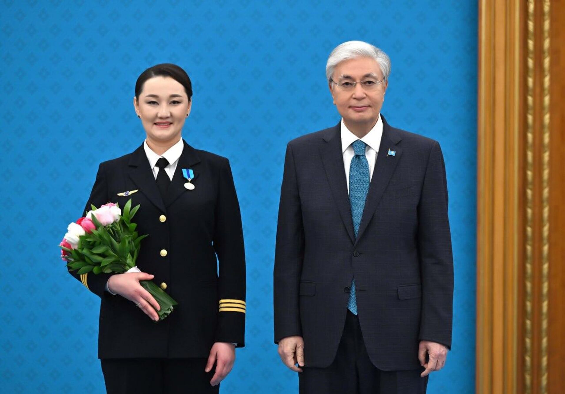 Касым-Жомарт Токаев поздравил женщин с 8 марта  - Sputnik Казахстан, 1920, 07.03.2026