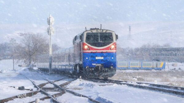Поезд зимой - Sputnik Казахстан