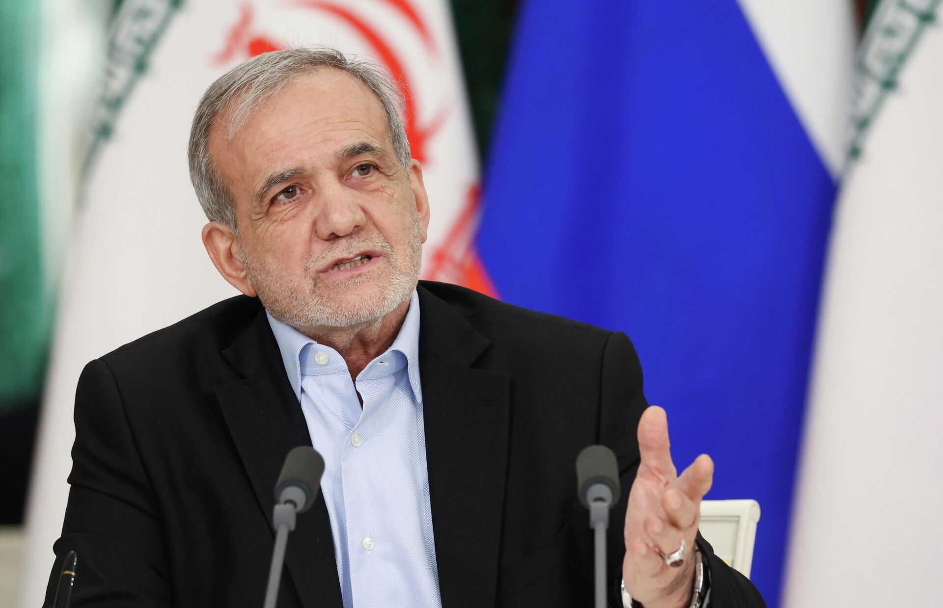 Президент Ирана Масуд Пезешкиан  - Sputnik Казахстан, 1920, 21.04.2026