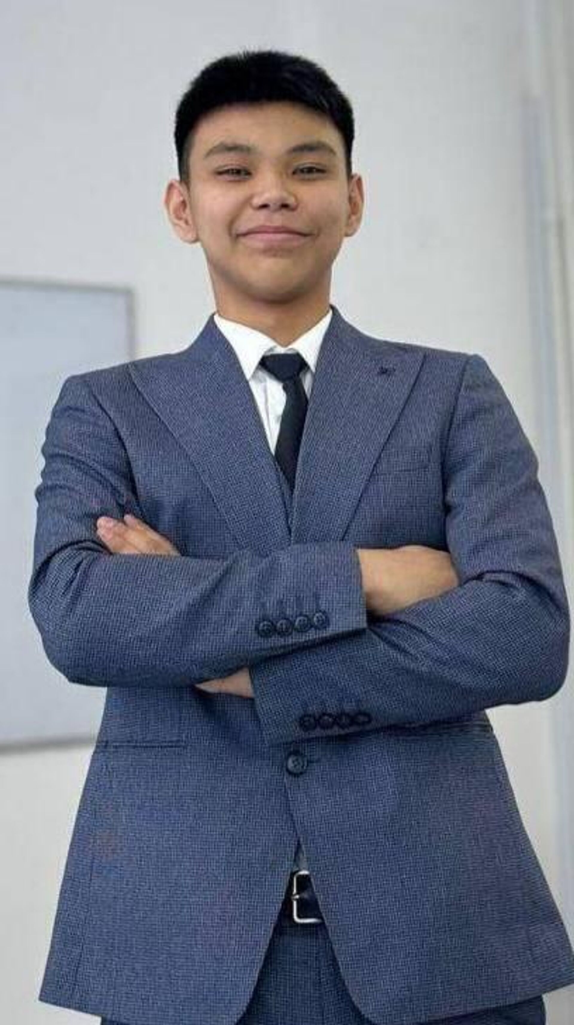 Выпускник школы Ерасыл Сайлауов из Семея - Sputnik Казахстан, 1920, 14.03.2026