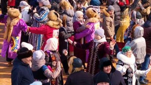 Астанада бір мезетте мың адам Көрісу рәсімін өткізді - Sputnik Қазақстан