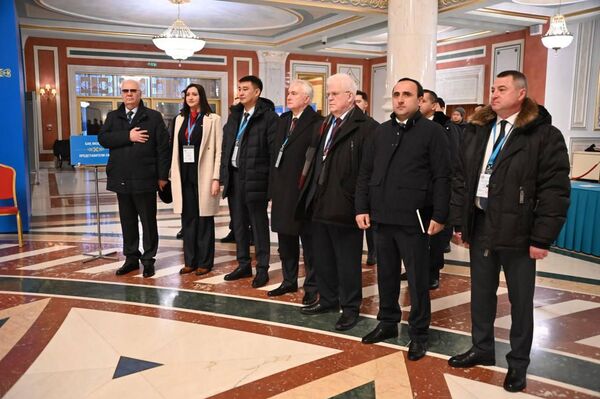 Группа наблюдателей от ПА ОДКБ проводит мониторинг конституционного референдума в Астане - Sputnik Казахстан