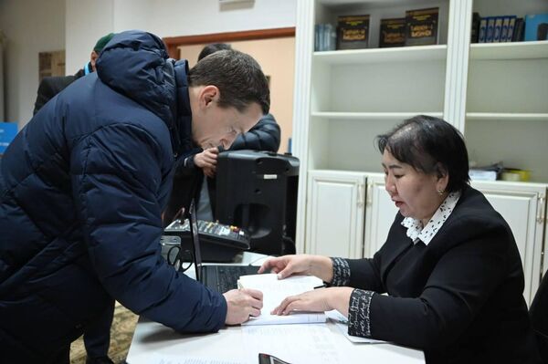 Группа наблюдателей от ПА ОДКБ проводит мониторинг конституционного референдума в Астане - Sputnik Казахстан