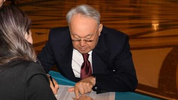 Первый президент Казахстана Нурсултан Назарбаев  - Sputnik Казахстан