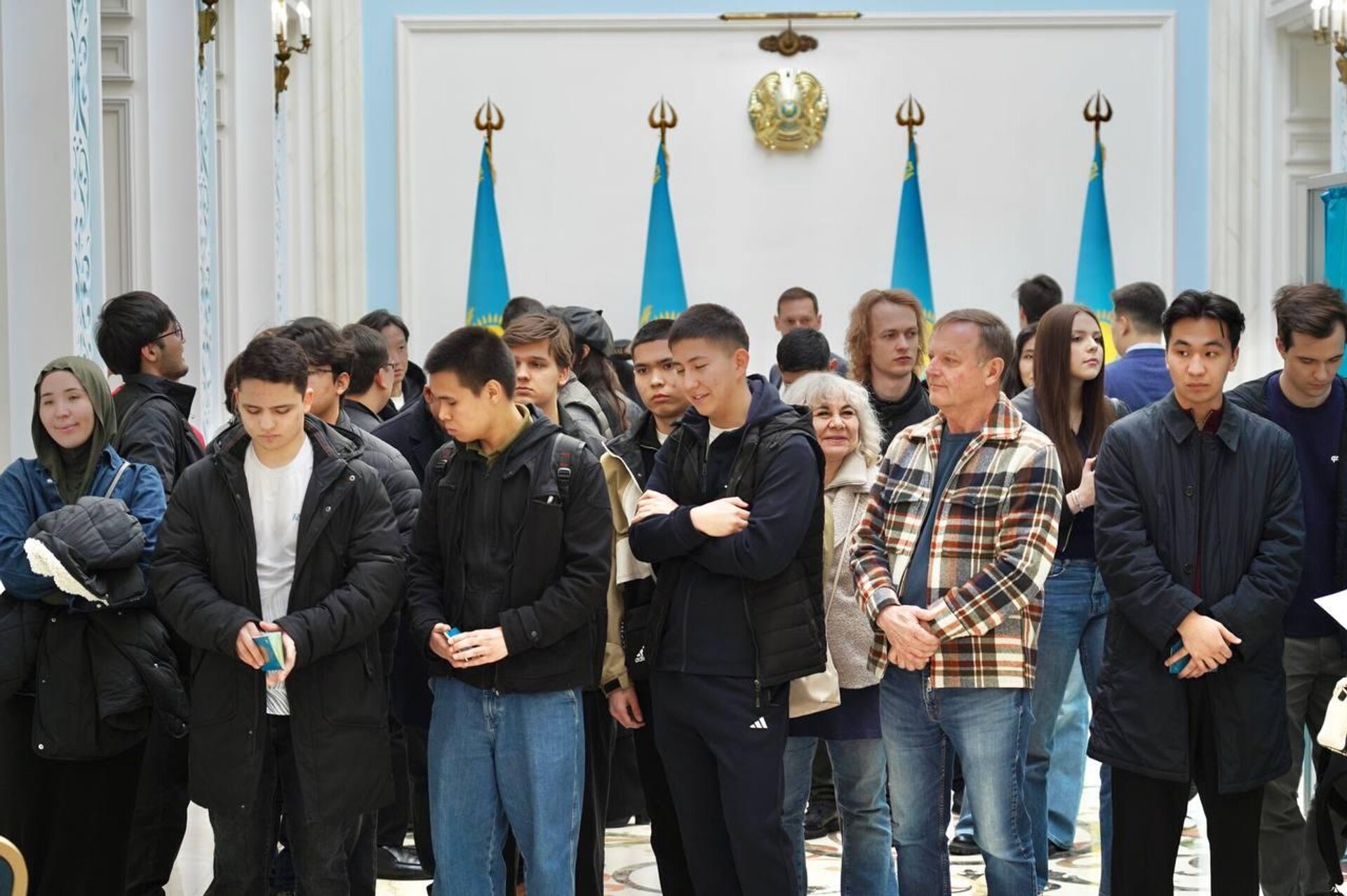 Голосование на участке в Москве  - Sputnik Казахстан, 1920, 15.03.2026