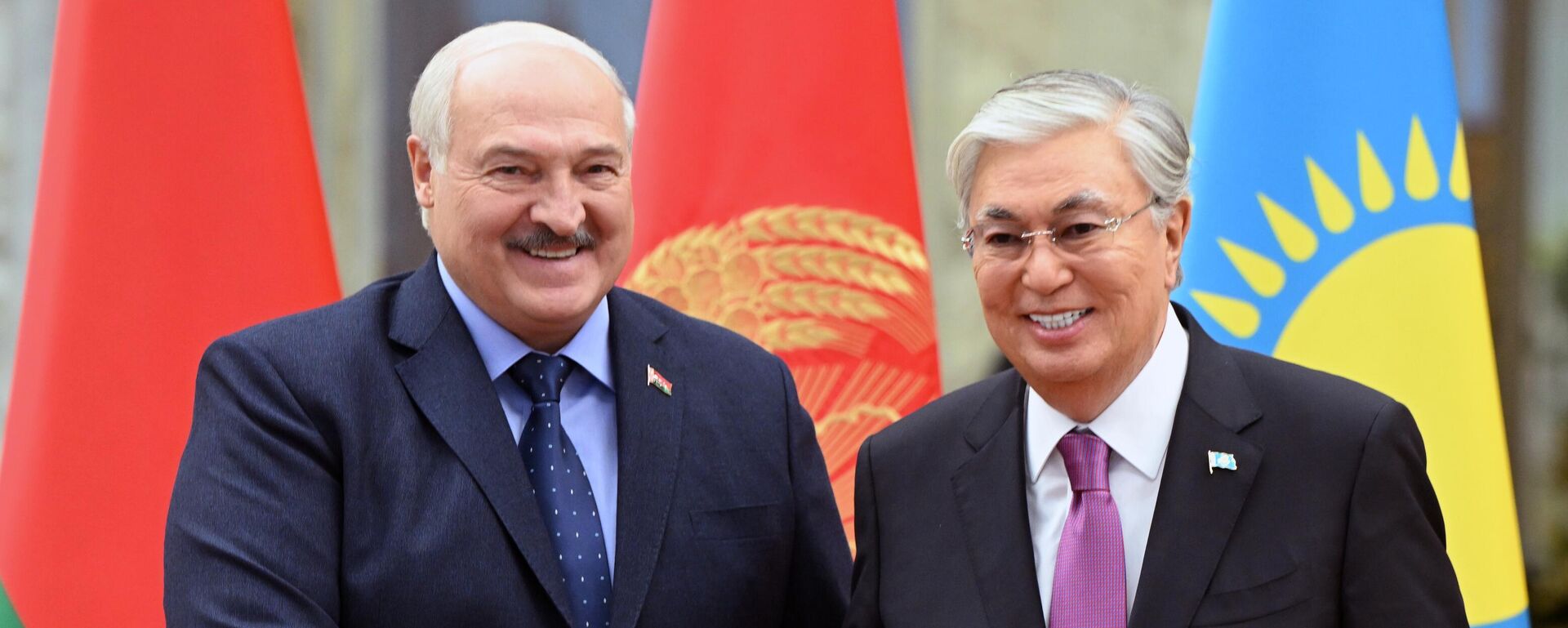 Президент Беларуси Александр Лукашенко и президент Казахстана Касым-Жомарт Токаев, архивное фото  - Sputnik Казахстан, 1920, 01.10.2026