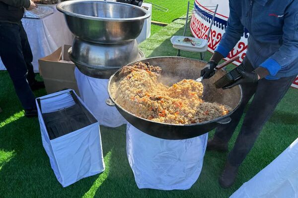 Наурыз празднуют в Астане - Sputnik Казахстан