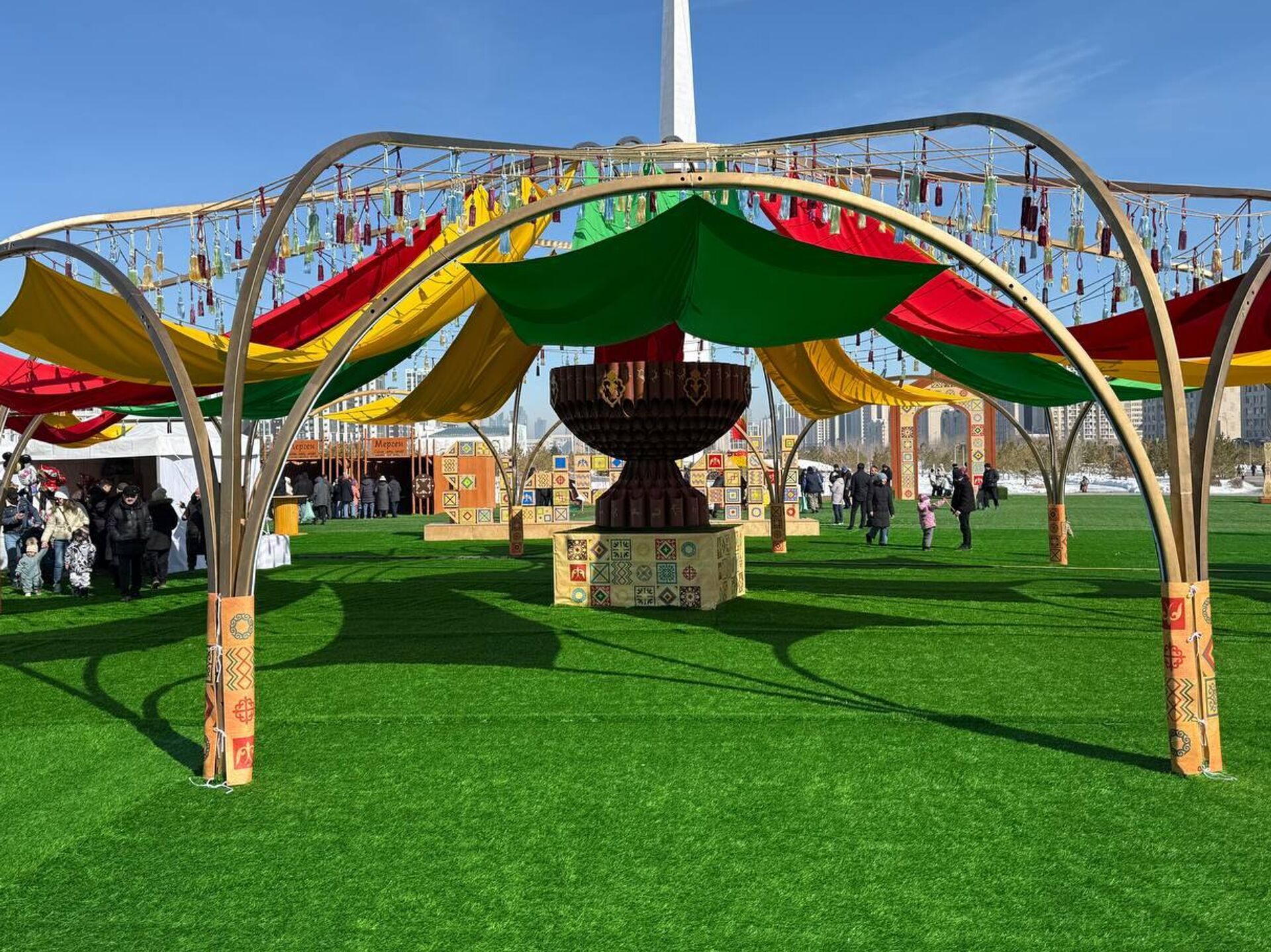 Наурыз празднуют в Астане - Sputnik Казахстан, 1920, 21.03.2026