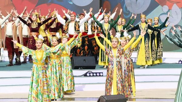 Наурыз празднуют в Алматы - Sputnik Казахстан