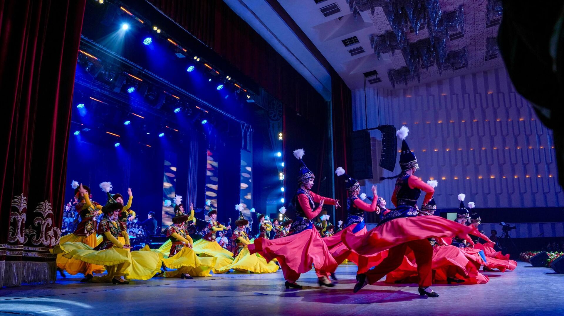  В Бишкеке открылись Первые молодежные Дельфийские игры государств – членов ШОС
 - Sputnik Казахстан, 1920, 25.03.2026