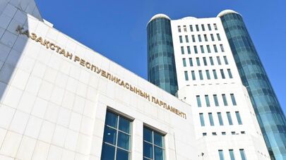 Здание сената парламента Казахстана