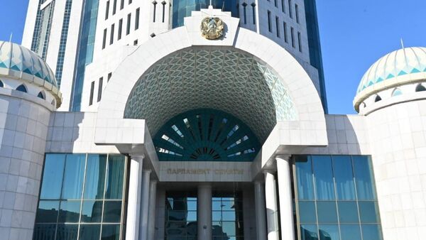 Здание сената парламента Казахстана - Sputnik Қазақстан