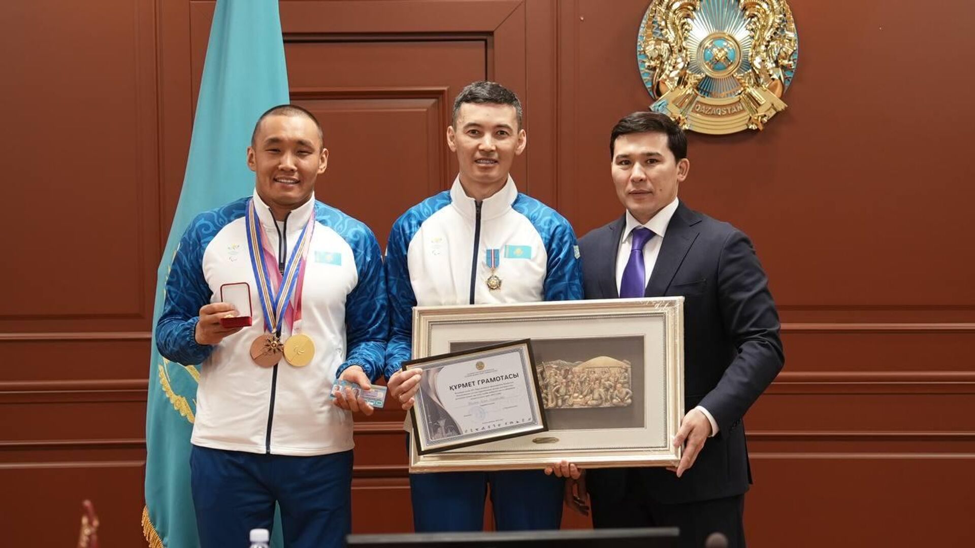 Звание Заслуженного мастера спорта Республики Казахстан получил Ербол Хамитов - Sputnik Казахстан, 1920, 27.03.2026