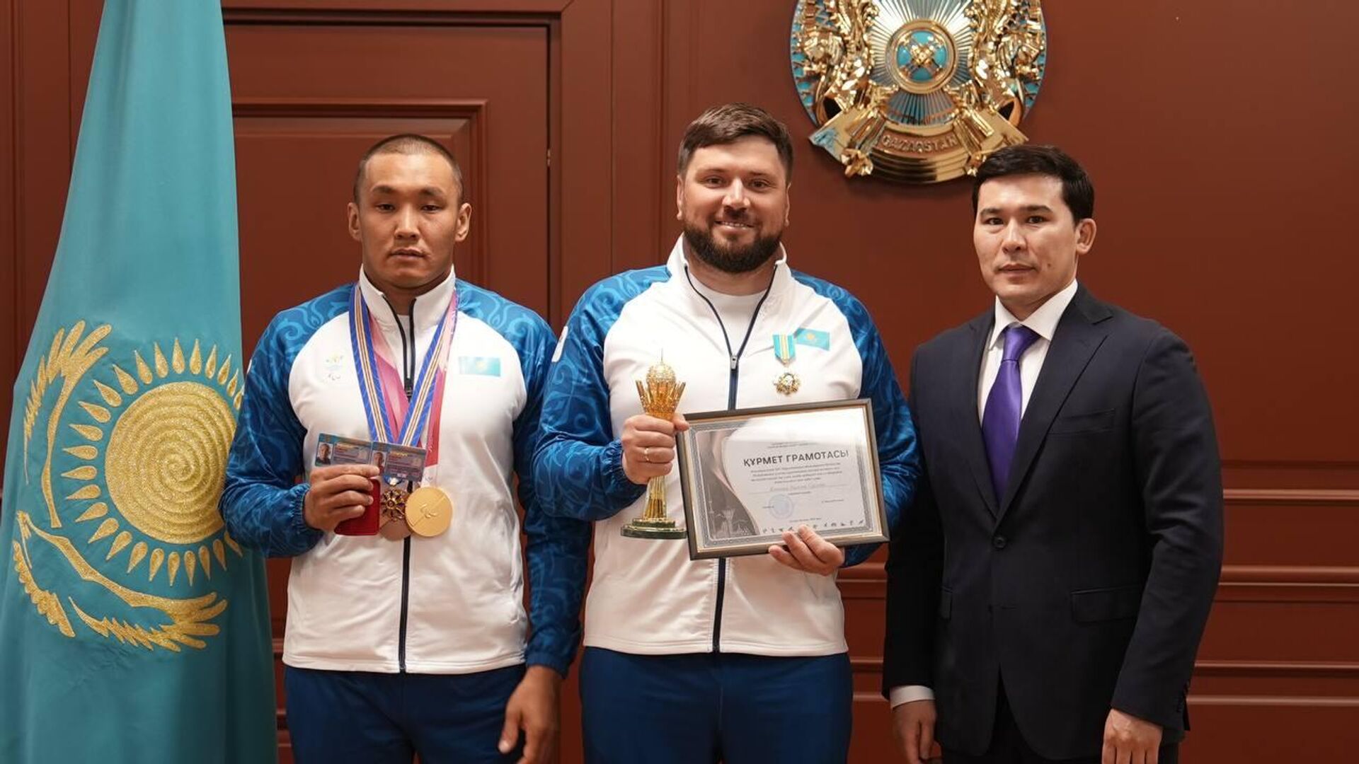 Звание Заслуженного мастера спорта Республики Казахстан получил Ербол Хамитов - Sputnik Казахстан, 1920, 27.03.2026