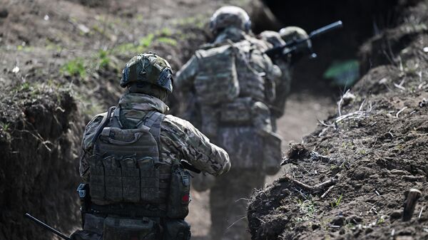 Военнослужащие 299-го парашютно-десантного полка ВС РФ на Запорожском направлении СВО - Sputnik Казахстан