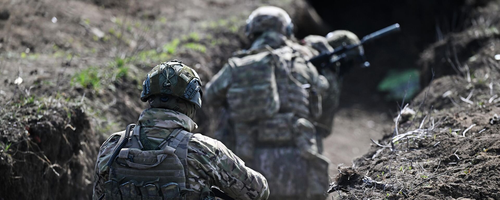 Военнослужащие 299-го парашютно-десантного полка ВС РФ на Запорожском направлении СВО Военнослужащие 299-го парашютно-десантного полка ВС РФ на Запорожском направлении СВО - Sputnik Казахстан, 1920, 09.04.2026