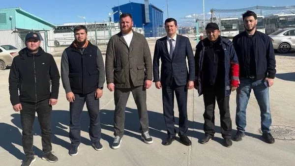 Ресейде жұмысшылар лагеріндегі оқиғадан кейін үш қазақстандыққа қатысты тергеу жүріп жатыр - Sputnik Қазақстан