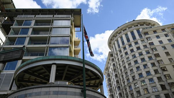 Здание посольства Соединенного королевства Великобритании и Северной Ирландии у площади ЛНР в Москве - Sputnik Казахстан