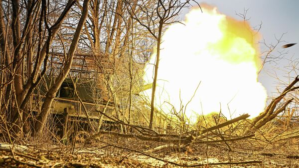 Работа артиллерийского расчета САУ 2С3 Акация, архивное фото - Sputnik Казахстан