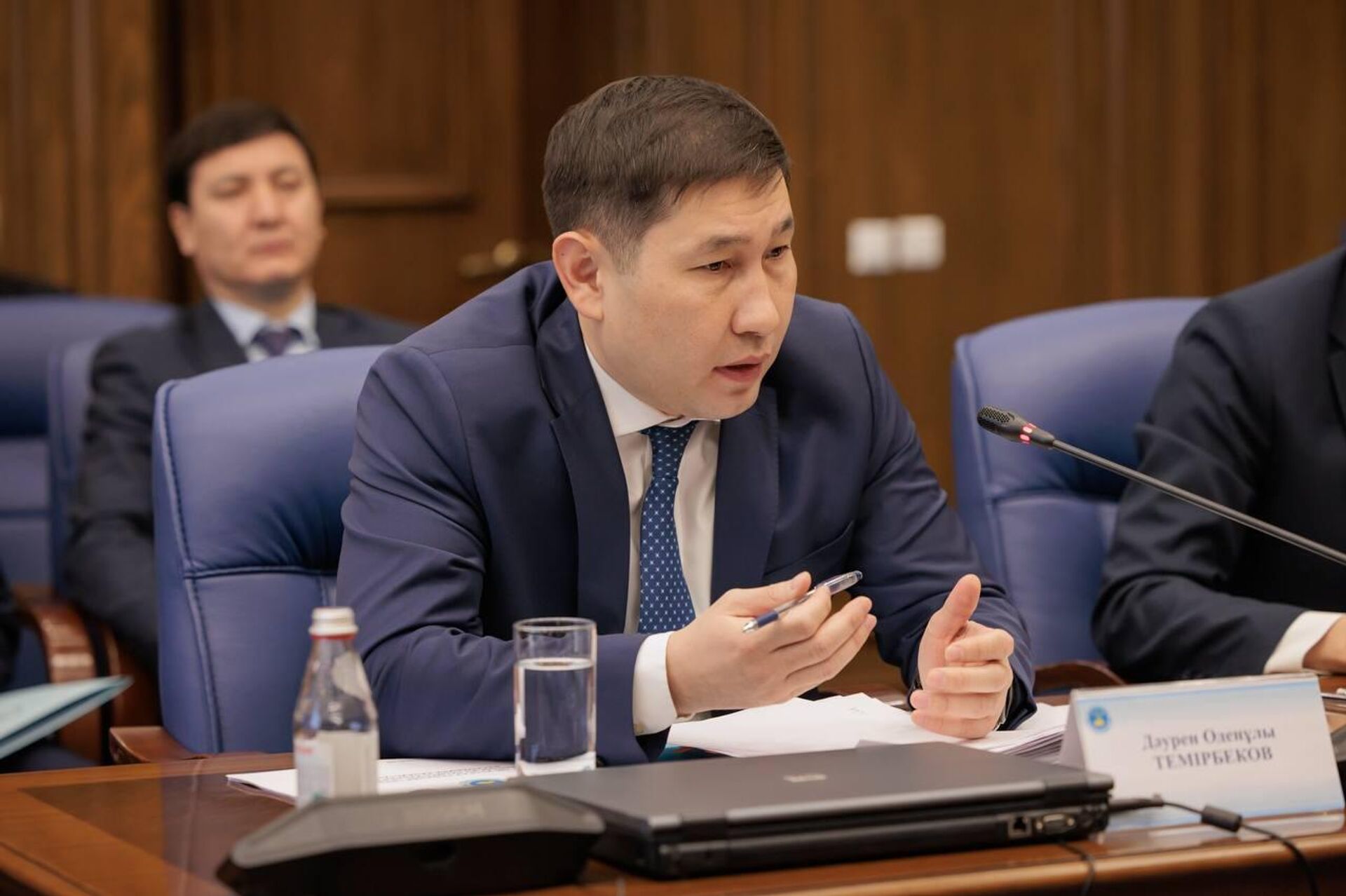 Ежегодное заседание Комиссии по мониторингу за расходованием средств из Нацфонда прошло в ВАП  - Sputnik Казахстан, 1920, 01.04.2026