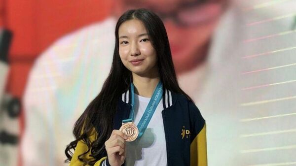 11-сынып оқушысы Жазира Кенесова Ұлттық біріңғай тестілеуден ең жоғарғы көрсеткіш 140 балл жинады - Sputnik Қазақстан