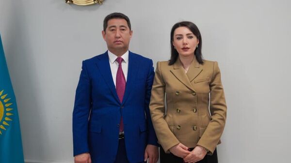 Глава Минсельхоза Казахстана Айдарбек Сапаров и министр ЕЭК Гоар Барсегян - Sputnik Казахстан