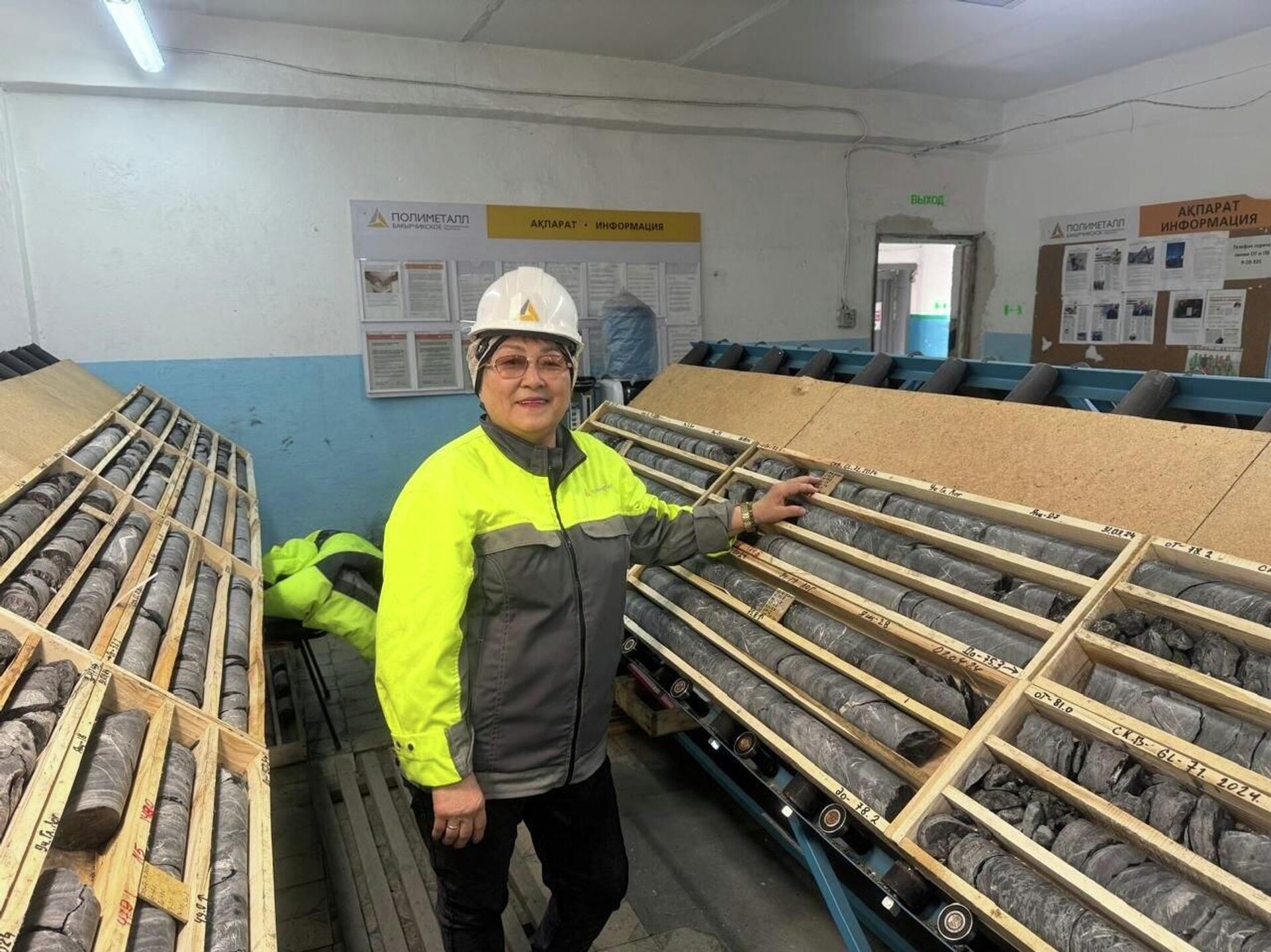 Рахат Көкеева саналы ғұмырының басым бөлігін даладағы экспедицияларда өткізді - Sputnik Қазақстан, 1920, 05.04.2026