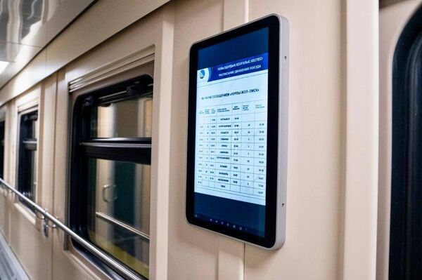 Новые вагоны по маршруту Астана - Омск  - Sputnik Казахстан