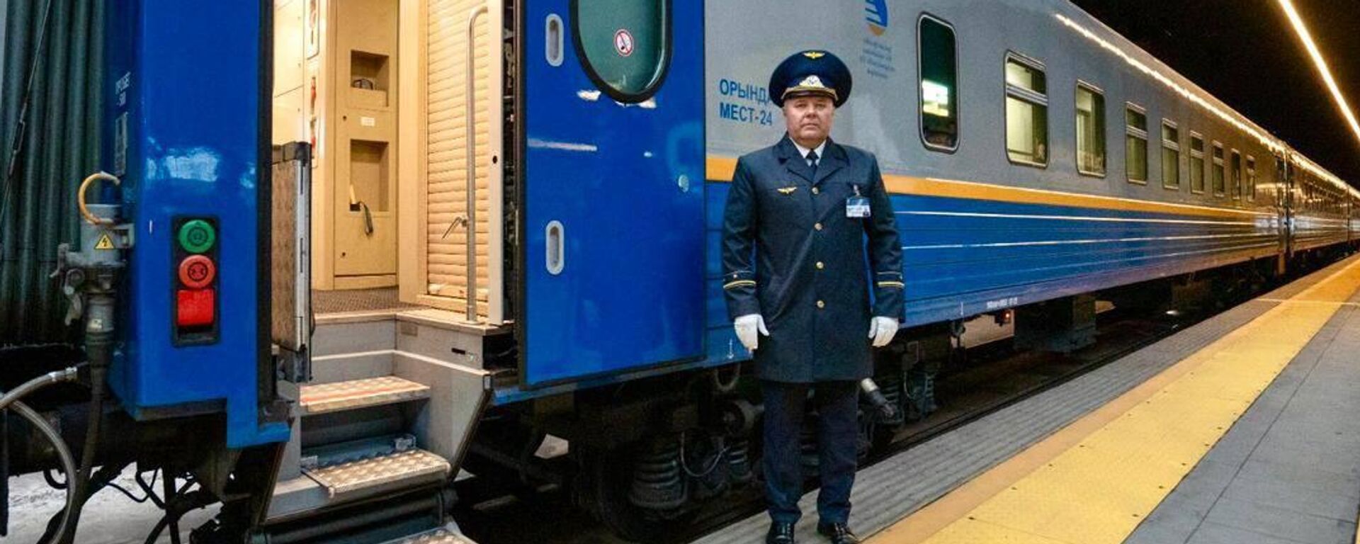 Новые вагоны по маршруту Астана - Омск  - Sputnik Казахстан, 1920, 08.04.2026