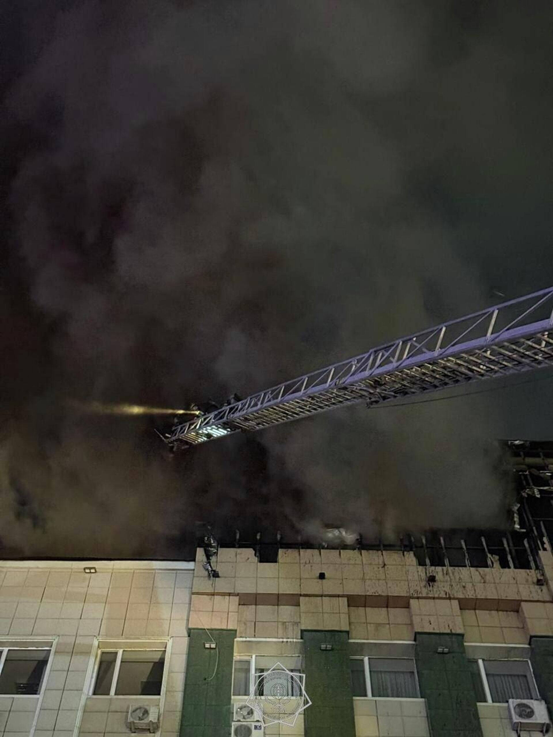 Пожар в акимате Актюбинской области  - Sputnik Казахстан, 1920, 08.04.2026