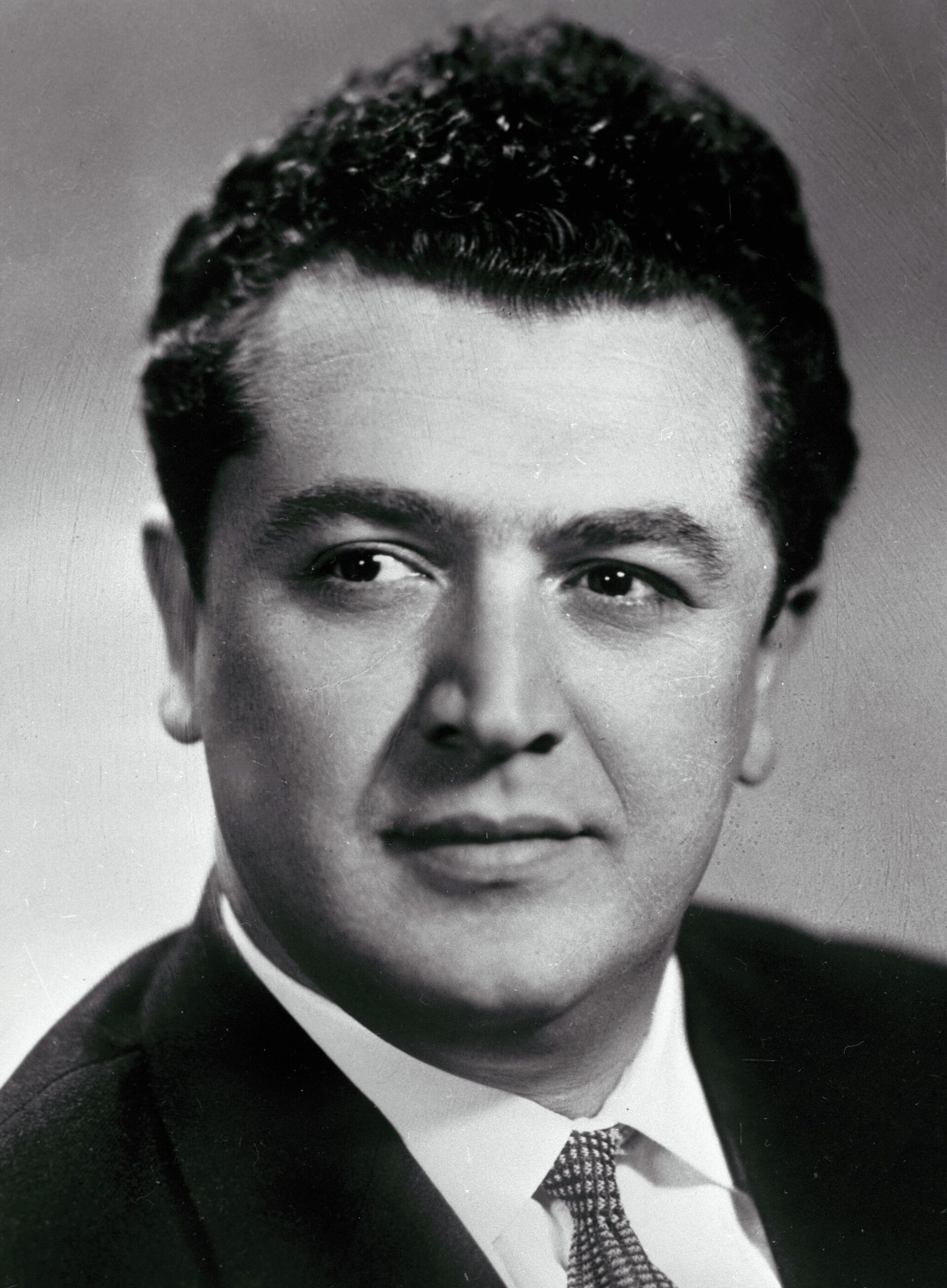 Оперный певец Зураб Анджапаридзе - Sputnik Казахстан, 1920, 11.04.2026