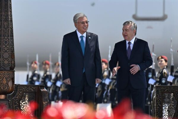 Касым-Жомарт Токаев прибыл с рабочим визитом в Узбекистан
 - Sputnik Казахстан