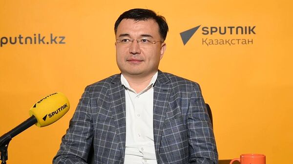 Астрофизик, профессор Назарбаев Университета Ерназар Абдикамалов - Sputnik Казахстан