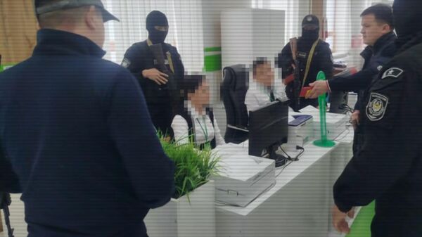 Канал незаконной миграции пересекли полицейские в Шымкенте - Sputnik Казахстан