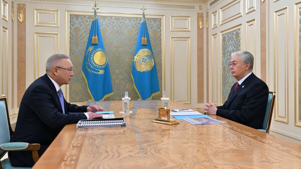 Касым-Жомарт Токаев и Бейбит Исабаев - Sputnik Қазақстан