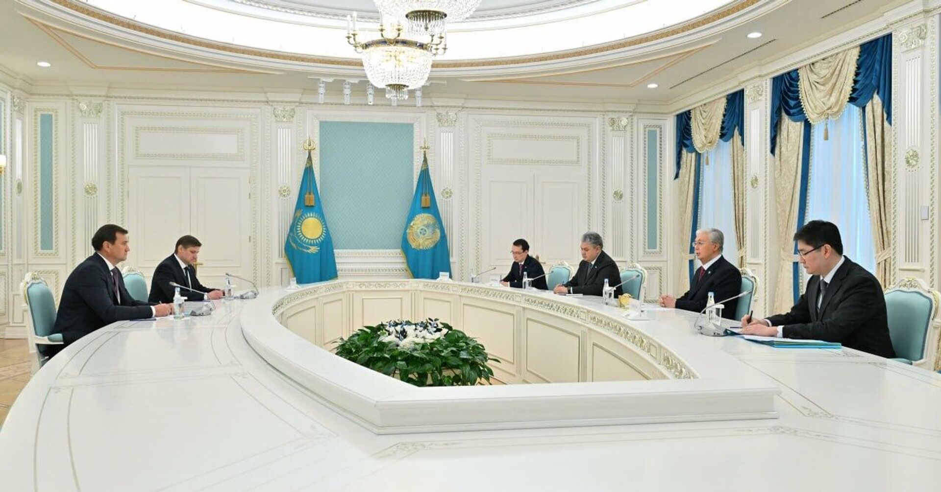 Касым-Жомарт Токаев принял министра иностранных дел Беларуси Максима Рыженкова - Sputnik Қазақстан, 1920, 14.04.2026