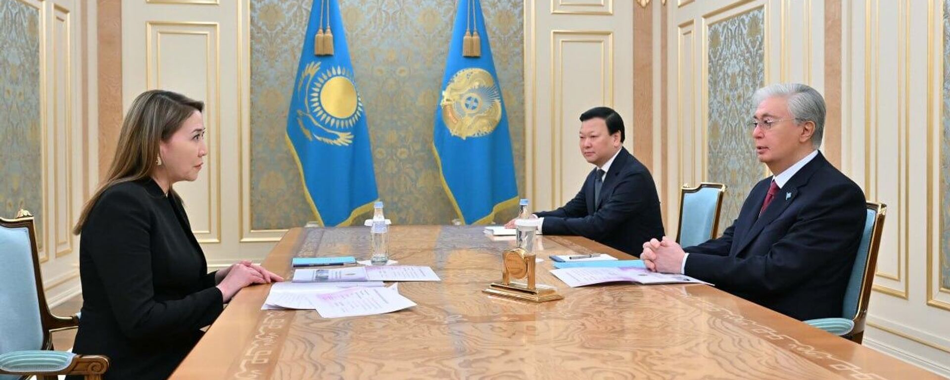 Касым-Жомарт Токаев принял председателя правления общественного фонда Қазақстан халқына Лаззат Чинкисбаеву - Sputnik Казахстан, 1920, 14.04.2026
