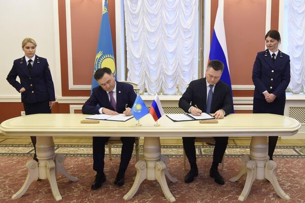 Делегация во главе с председателем Верховного суда Казахстана прибыла в Верховный суд РФ - Sputnik Казахстан