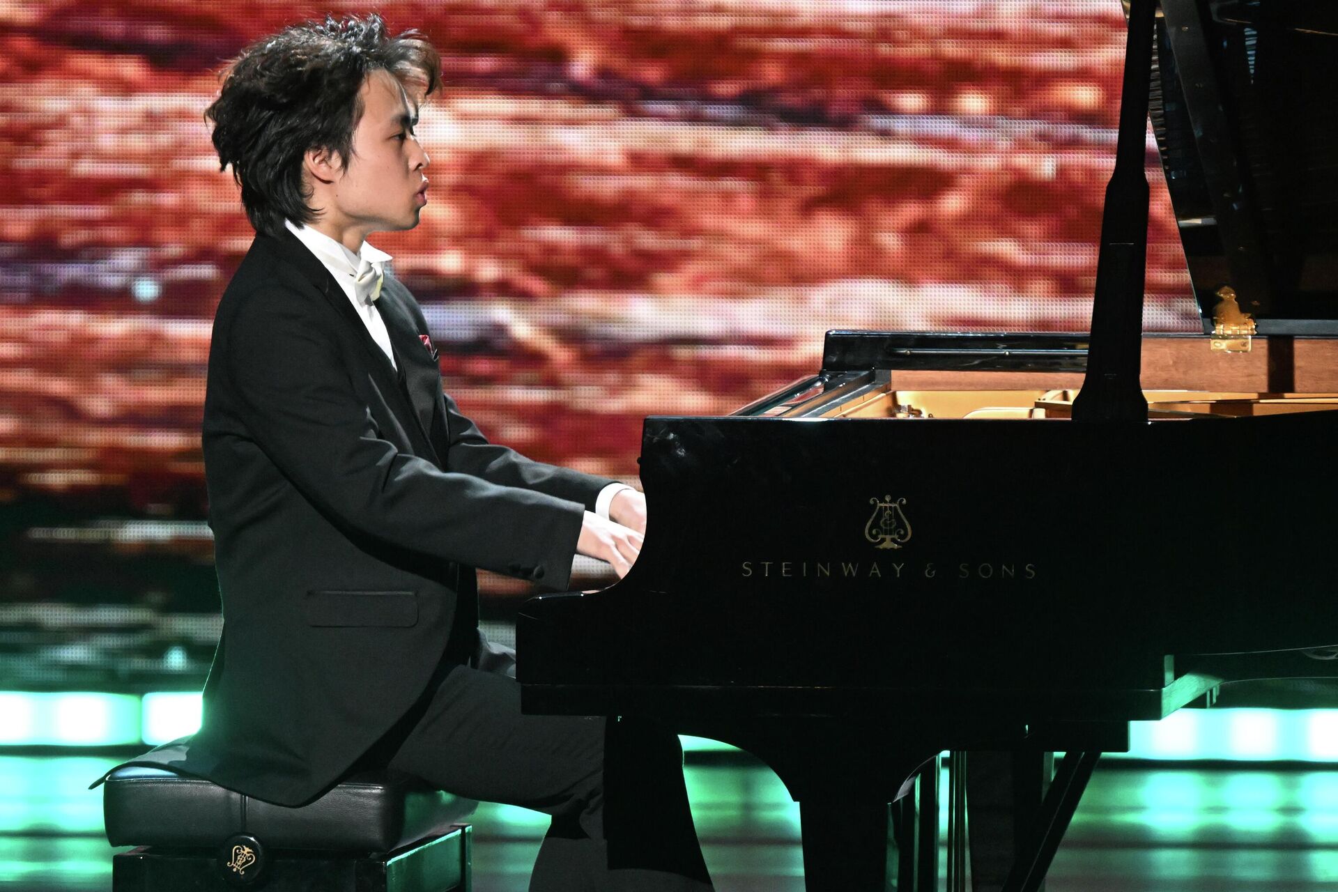 Китайский пианист Жуй Мин - Sputnik Казахстан, 1920, 15.04.2026