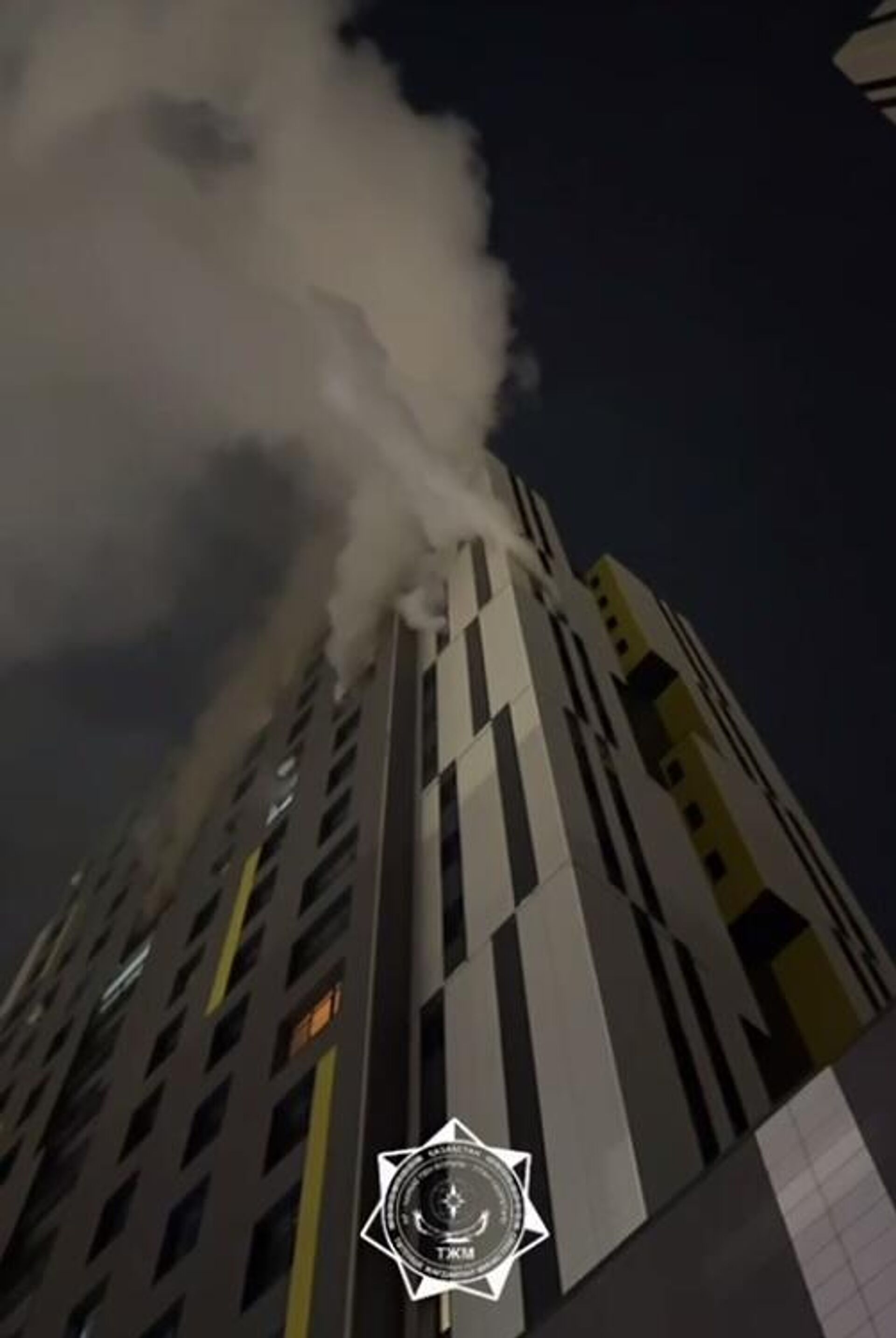 Пожар в ЖК Астаны - Sputnik Казахстан, 1920, 16.04.2026