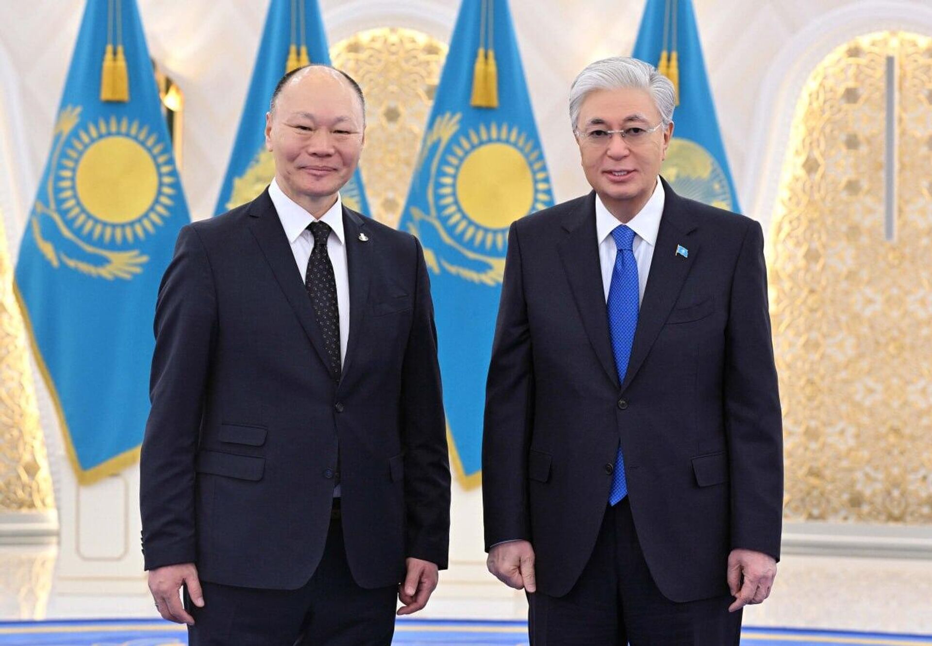 Посол Монголии в Казахстане Гунаажавын Батжаргал и Касым-Жомарт Токаев в Акорде - Sputnik Казахстан, 1920, 16.04.2026