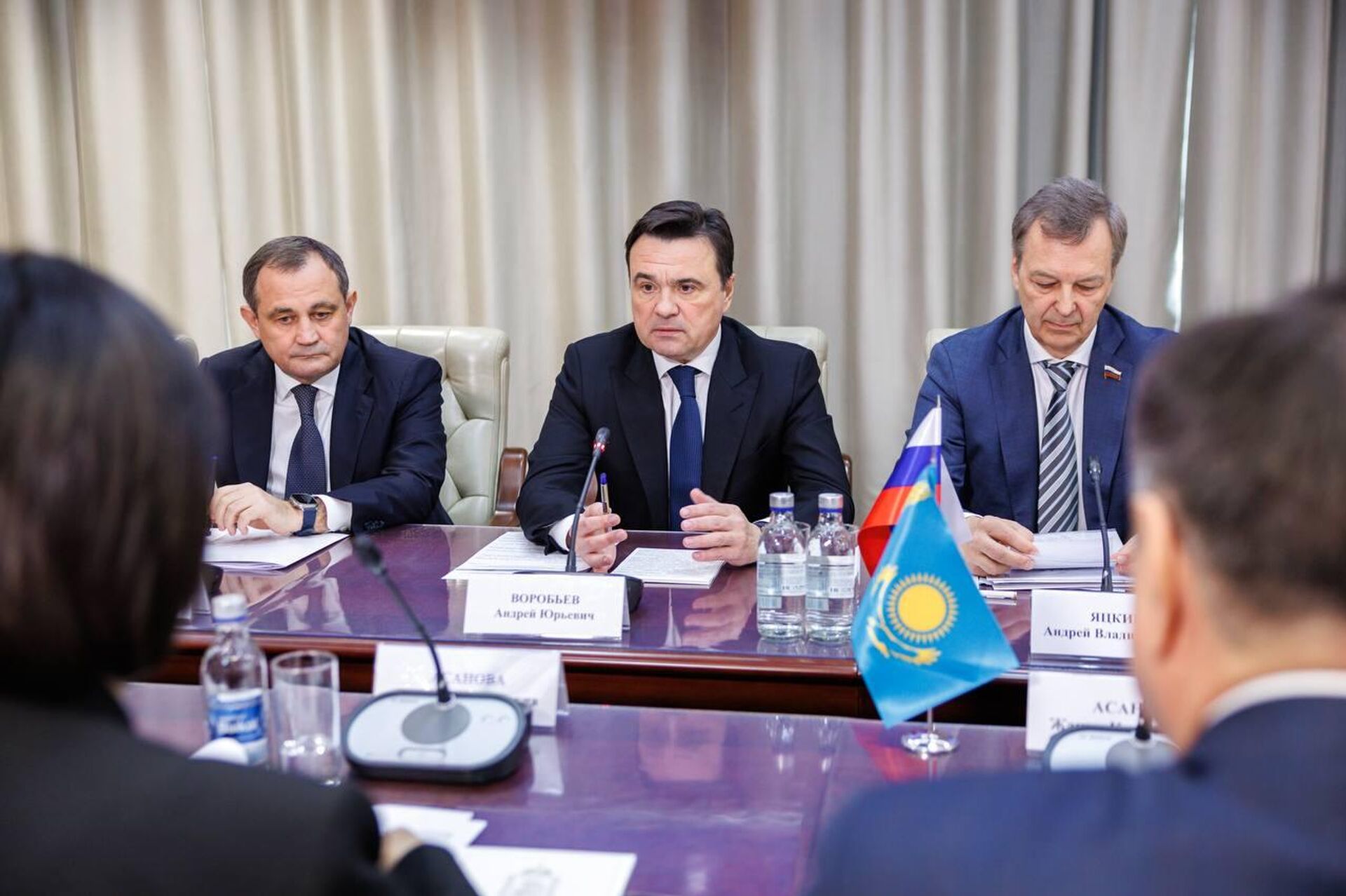 25-е заседание Межпарламентской комиссии по сотрудничеству между Советом Федерации и Сенатом Парламента Казахстана - Sputnik Казахстан, 1920, 18.04.2026