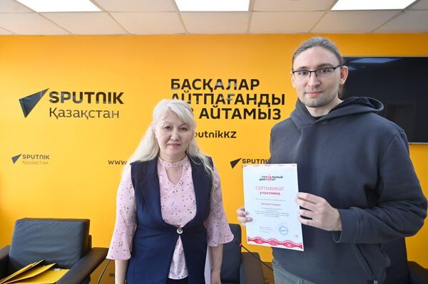 Тотальный диктант прошел в пресс-центре Sputnik-Казахстан - Sputnik Казахстан