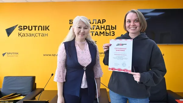 Тотальный диктант прошел в пресс-центре Sputnik-Казахстан - Sputnik Қазақстан