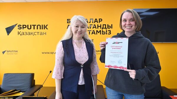 Тотальный диктант прошел в пресс-центре Sputnik-Казахстан - Sputnik Қазақстан