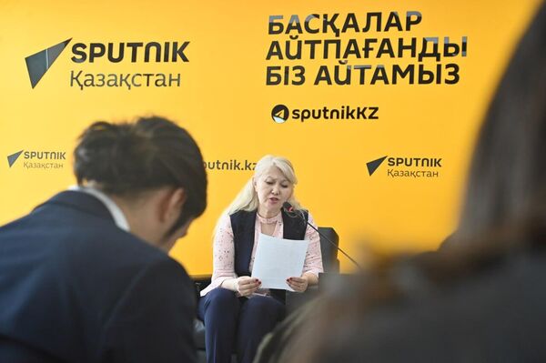 Тотальный диктант прошел в пресс-центре Sputnik-Казахстан - Sputnik Казахстан